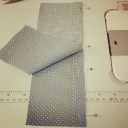 How to Sew a Piped Seam Tutorial