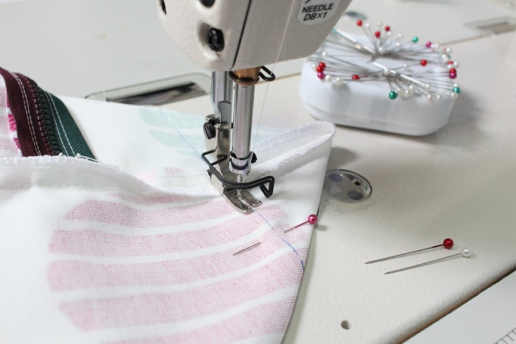 3D Zipper Bag Organizer Sewing Tutorial